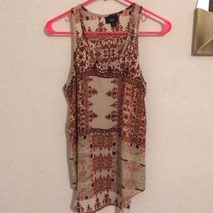 Cute tank! Fall colors, but you can wear anytime!